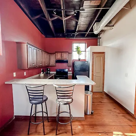 Sleepover 2Bd 1Ba Condos Downtown Springfield Exterior photo
