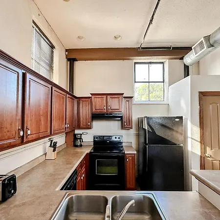 Sleepover 2Bd 1Ba Condos Downtown Springfield Exterior photo