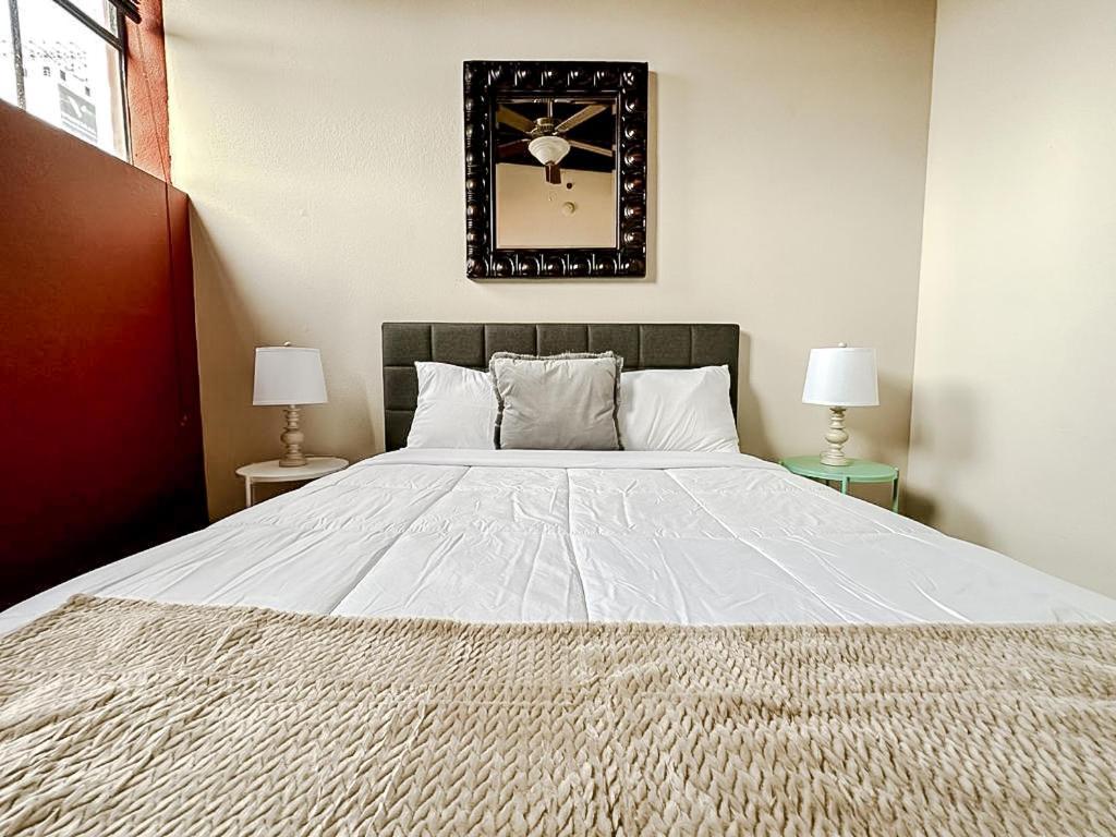 Sleepover 2bd 1ba Downtown