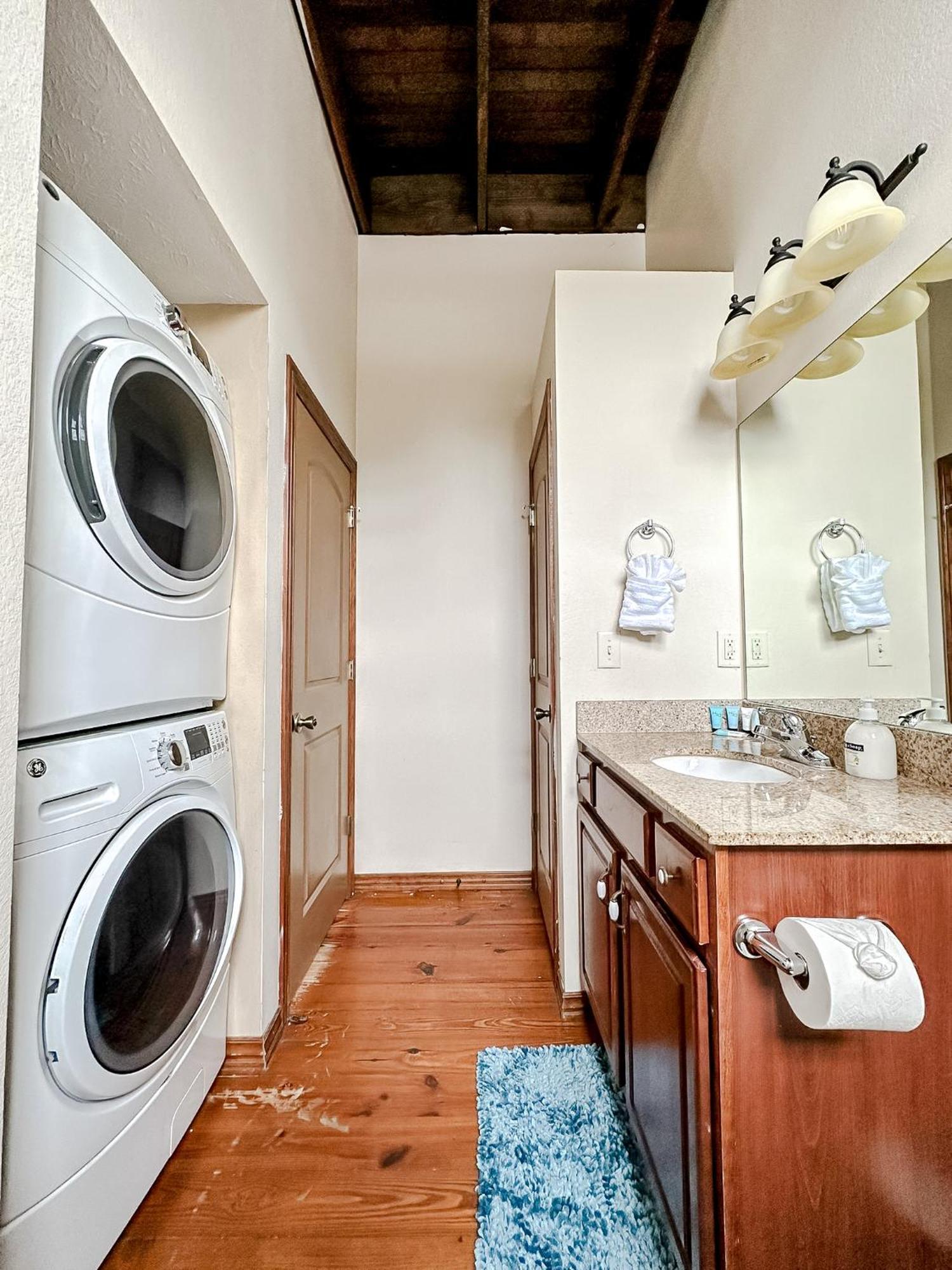 Sleepover 2bd 1ba Downtown