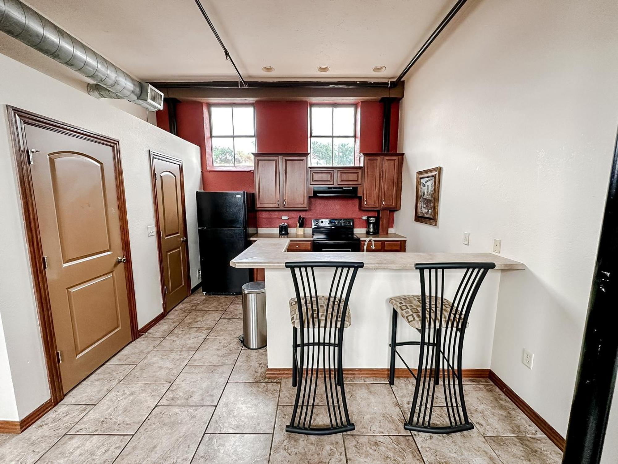 Sleepover 2bd 1ba Downtown *
