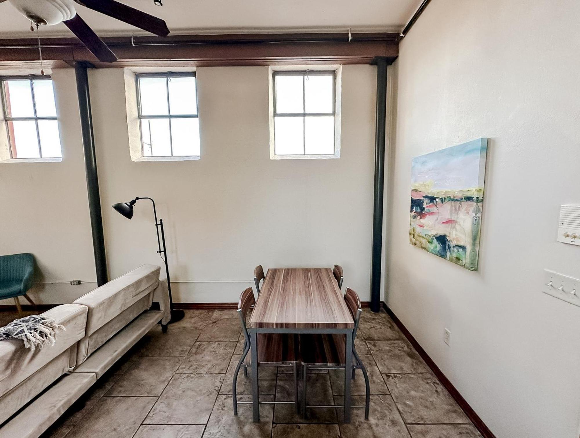 Apartamento Sleepover 2bd 1ba Downtown Springfield